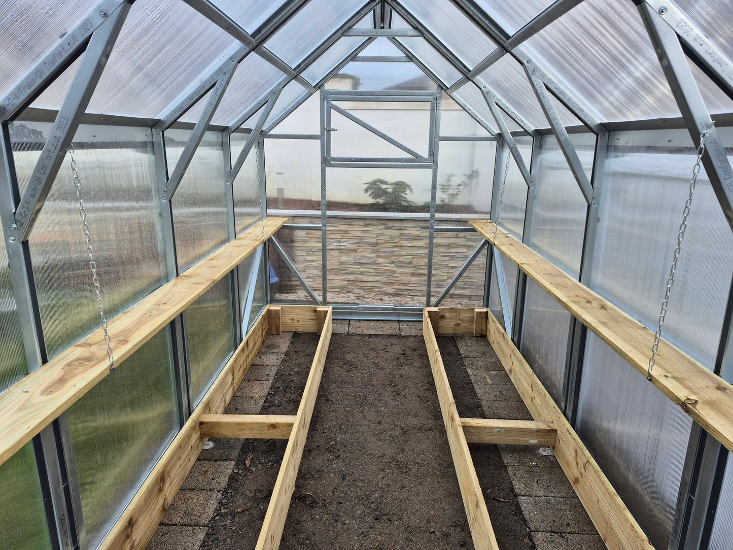 Victoria Mini 2m x 4m