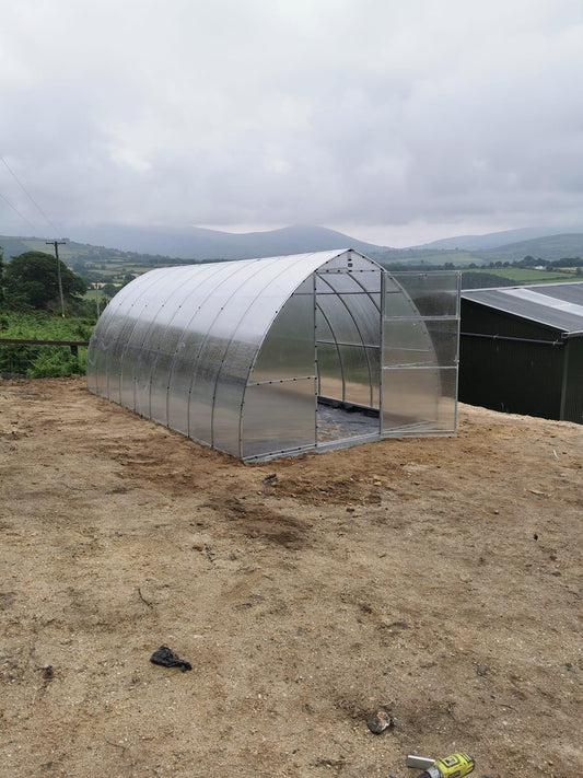THE ARIANA - POLYCARBONATE GREENHOUSE 3M X 6M (9.8FT X 19.6FT) 18 M²