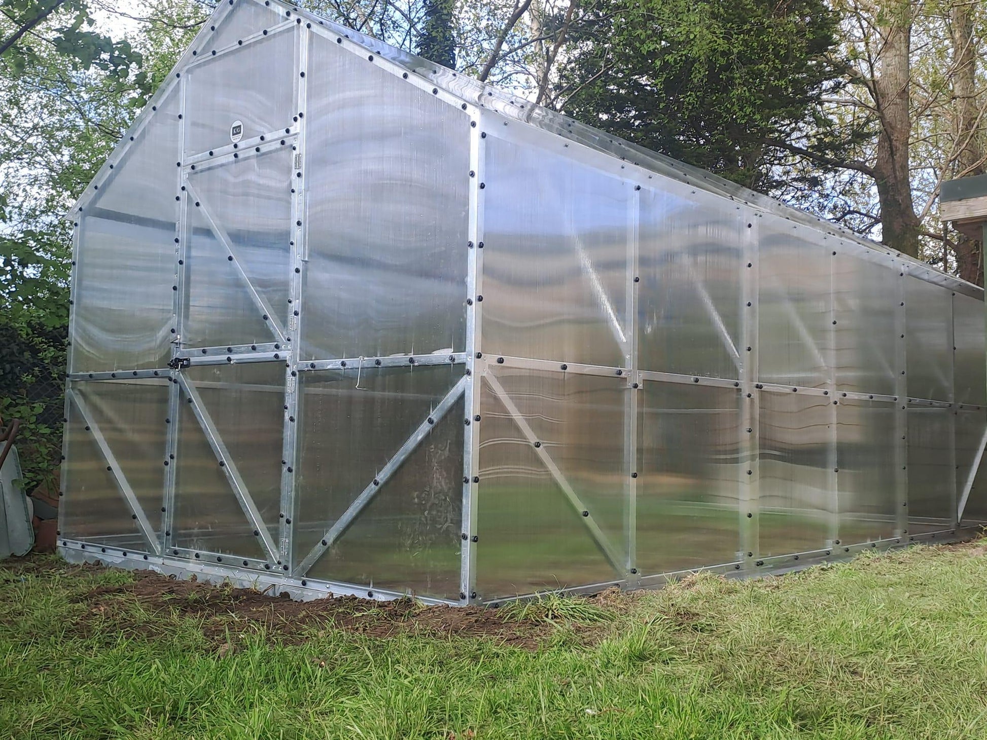 THE VICTORIA - POLYCARBONATE GREENHOUSE 3X6M (9.8FT X 19.6FT) 18 M² - Keane Gardens