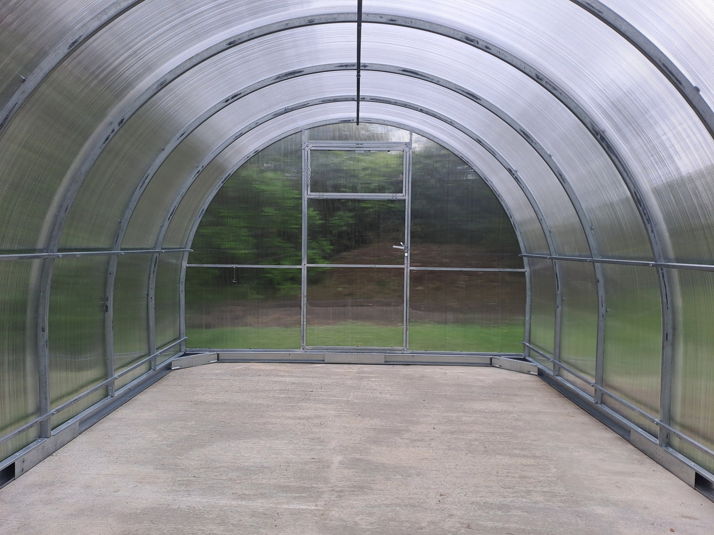 THE CLASSIC - POLYCARBONATE GREENHOUSE 3M X 6M (9.8FT X 19.6FT) 18 M²