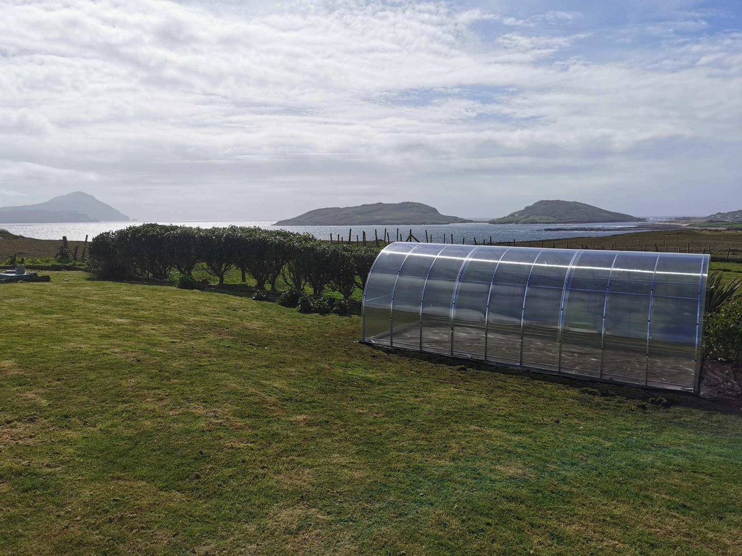 THE CLASSIC - POLYCARBONATE GREENHOUSE 3M X 6M (9.8FT X 19.6FT) 18 M²