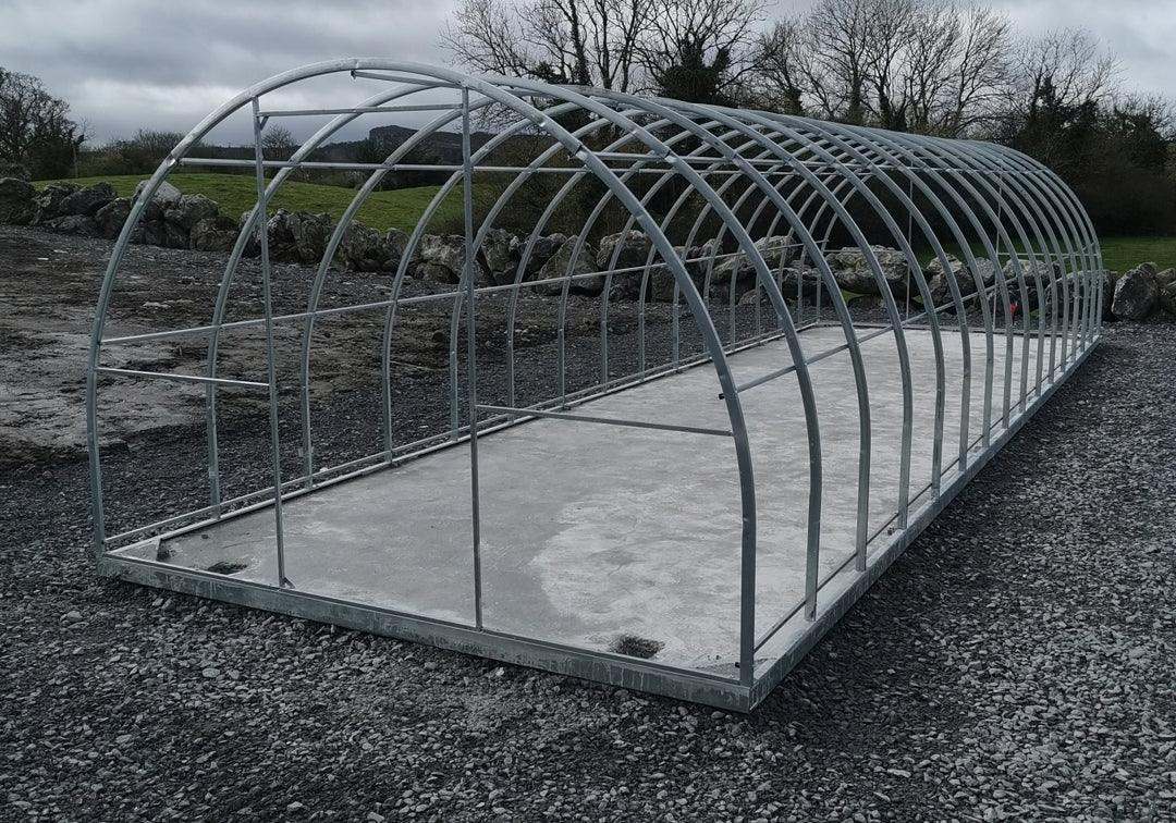 THE CLASSIC - POLYCARBONATE GREENHOUSE 3M X 10M (9.8FT X 33FT)  30M²