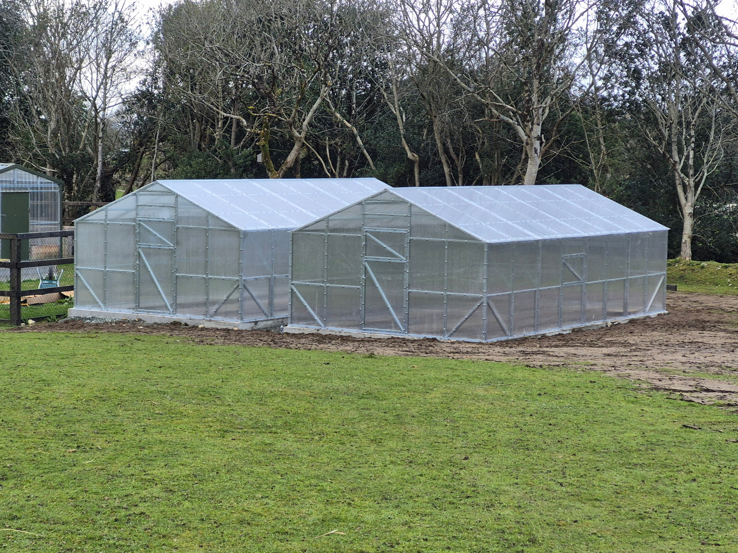 Titan Greenhouse 4m